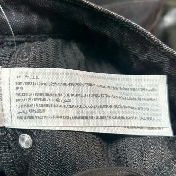 Abercrombie & Fitch Mixed Fabric Ultra High Rise 90s Straight Jean Size 28 / 6 - Picture 4 of 11